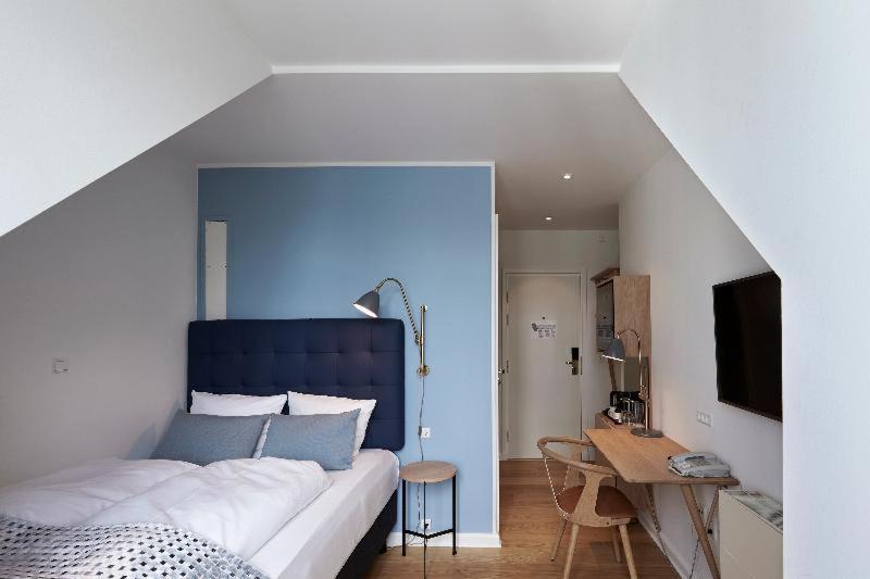 Superior Single Room